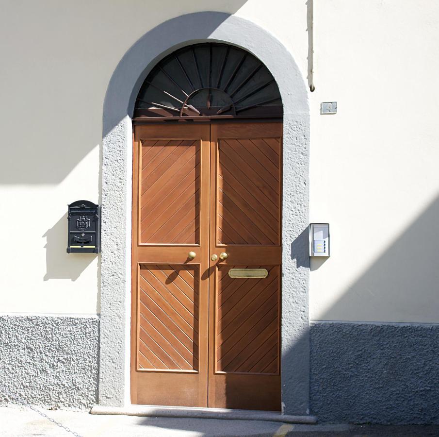 ديرفيو La Casa Sul Sasso In Town Serviced Accommodations المظهر الخارجي الصورة
