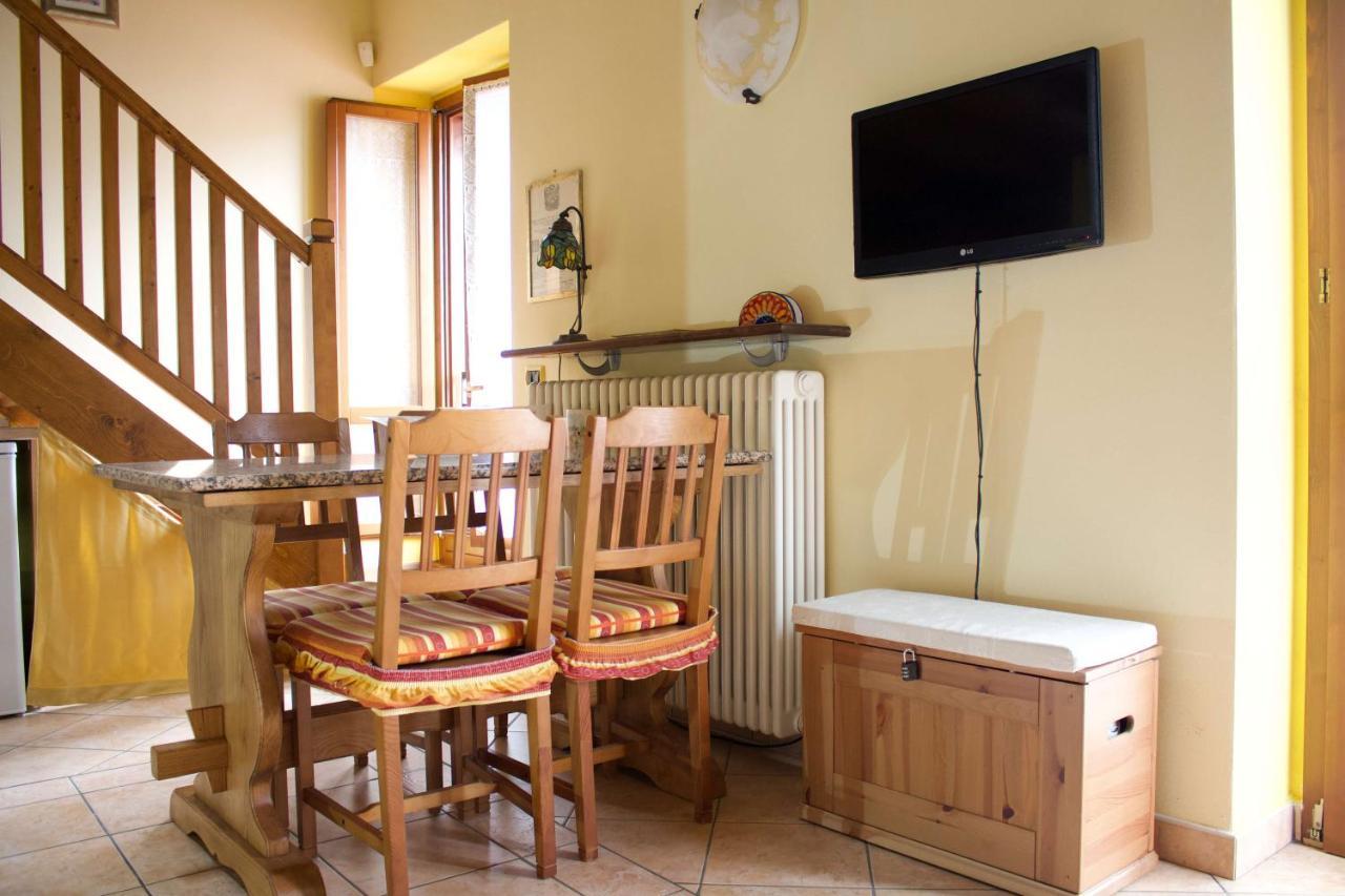 ديرفيو La Casa Sul Sasso In Town Serviced Accommodations المظهر الخارجي الصورة