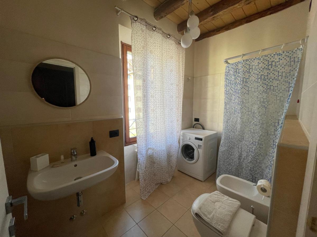 ديرفيو La Casa Sul Sasso In Town Serviced Accommodations المظهر الخارجي الصورة